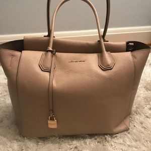 MICHAEL KORS BAG IN SOFT PINK